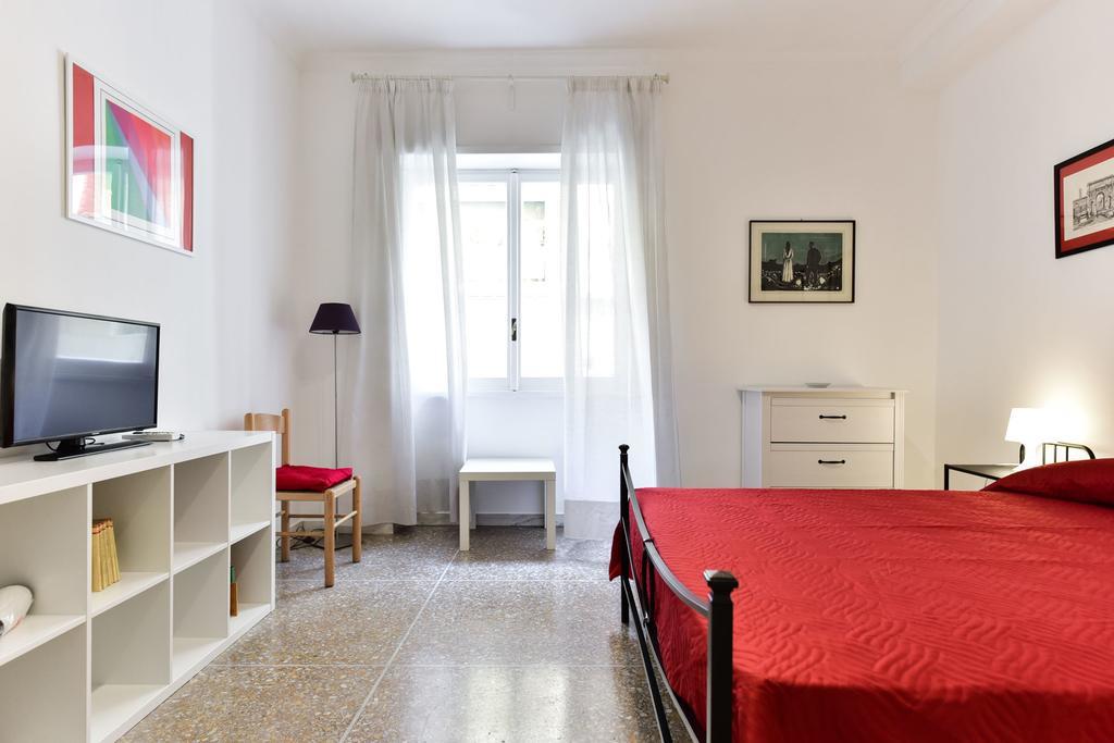 Red & White Vatican Apartment Rome Extérieur photo