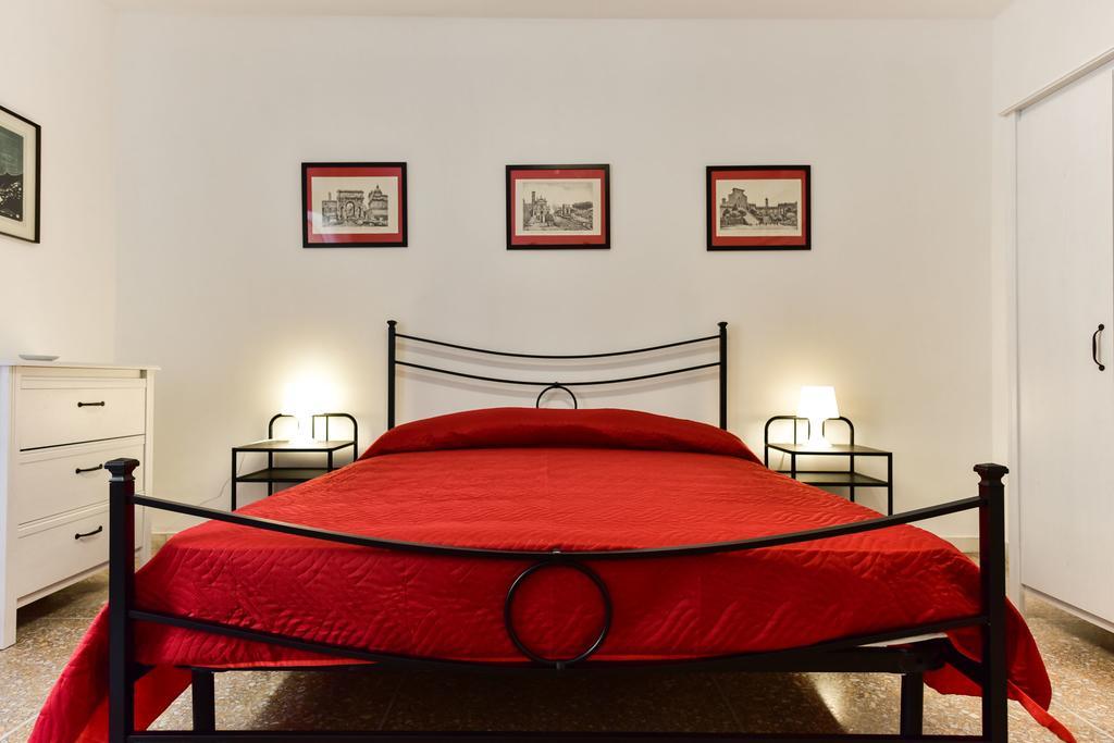 Red & White Vatican Apartment Rome Extérieur photo