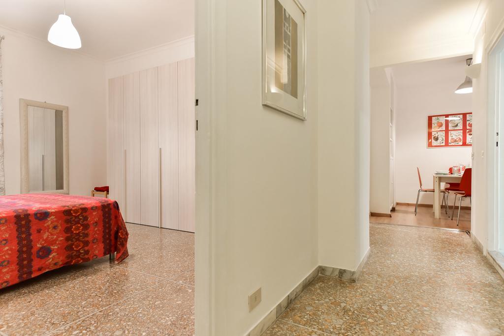 Red & White Vatican Apartment Rome Extérieur photo