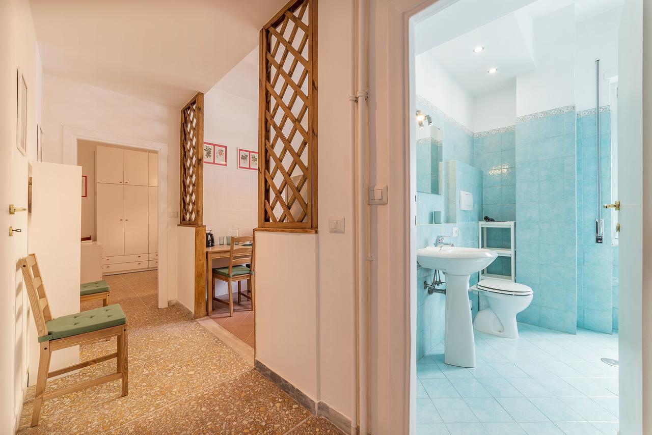 Red & White Vatican Apartment Rome Extérieur photo