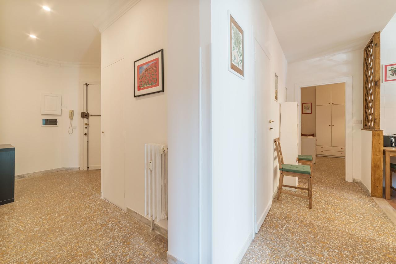 Red & White Vatican Apartment Rome Extérieur photo